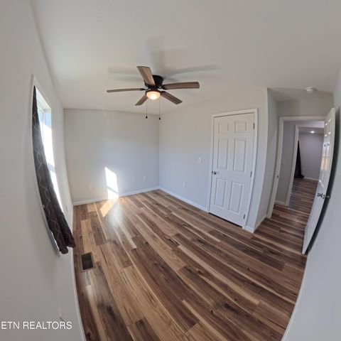 3669 Martha Washington Rd, Clarkrange, TN 38553