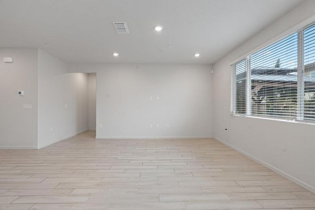 2141 Wildflower Drive, Hollister, CA 95023