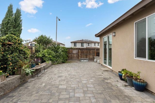 2141 Wildflower Drive, Hollister, CA 95023