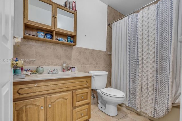 2986 NW 26th Street, Miami, FL 33142