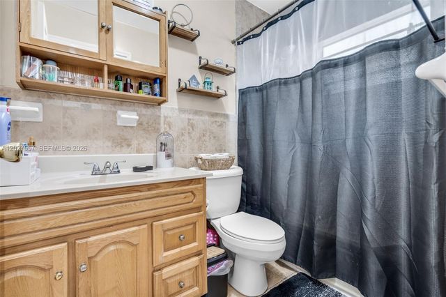 2986 NW 26th Street, Miami, FL 33142