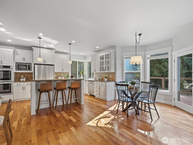 15316 241st Street SE, Snohomish, WA 98296