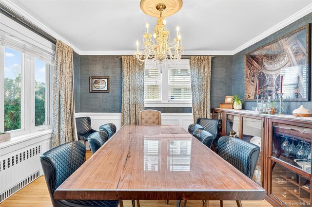 33 Smith Avenue, White Plains, NY 10605