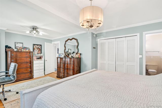 33 Smith Avenue, White Plains, NY 10605