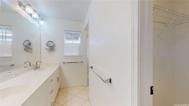 7018 Hawaii Kai Drive 1-3, Honolulu, HI 96825