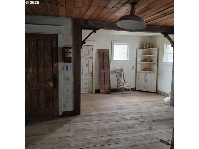 20055 Nw Pihl Rd, Banks, OR 97106