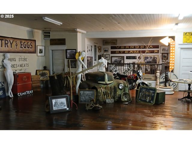 20055 Nw Pihl Rd, Banks, OR 97106