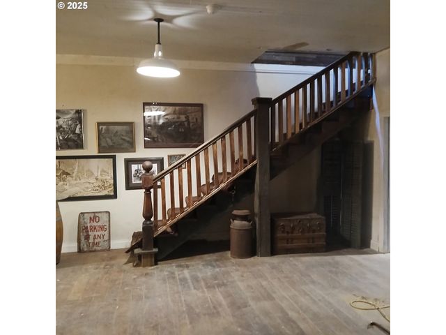 20055 Nw Pihl Rd, Banks, OR 97106