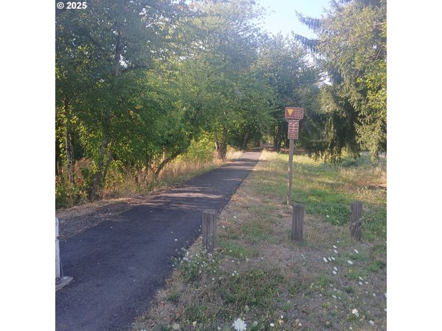 20055 Nw Pihl Rd, Banks, OR 97106