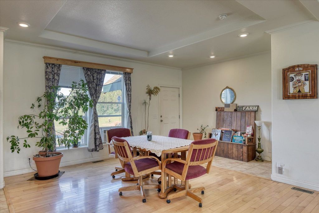 27120 E Blanchard Loop, Newport, WA 99156 photo 14