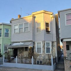 974 E 19Th St, Paterson City, NJ 07501