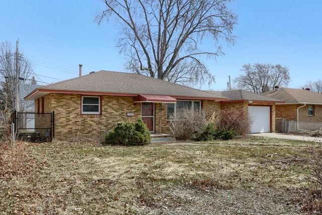 5932 Hampshire Avenue N, Crystal, MN 55428