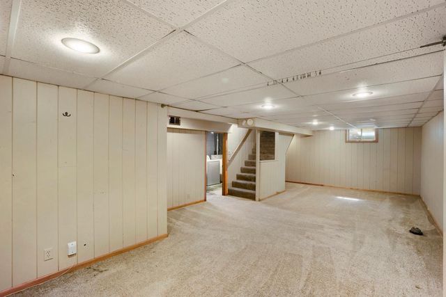 5932 Hampshire Avenue N, Crystal, MN 55428