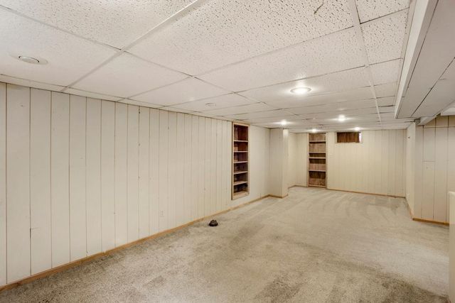 5932 Hampshire Avenue N, Crystal, MN 55428