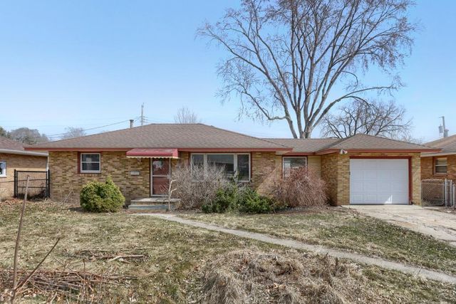 5932 Hampshire Avenue N, Crystal, MN 55428