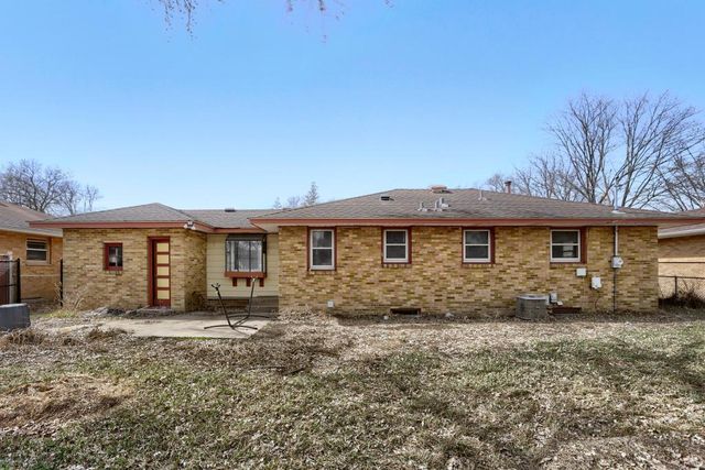 5932 Hampshire Avenue N, Crystal, MN 55428