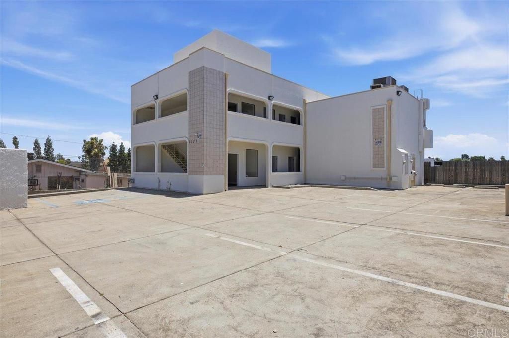 7331 North Ave, Lemon Grove, CA 91945