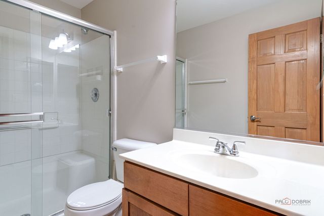 2636 Pondview Drive, Algonquin, IL 60102