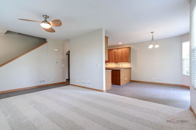 2636 Pondview Drive, Algonquin, IL 60102