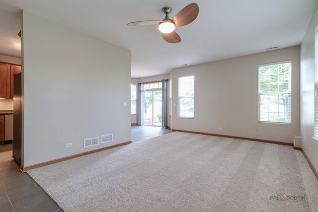 2636 Pondview Drive, Algonquin, IL 60102