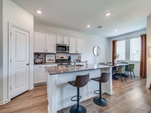 656 Beltrand Lane, Fate, TX 75087