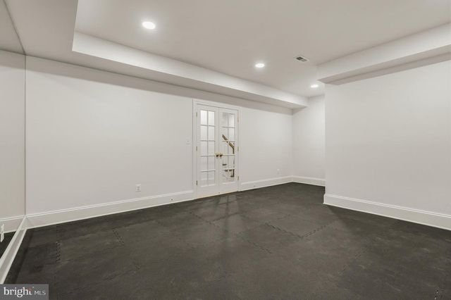 3111 CIRCLE HILL RD, Alexandria, VA 22305