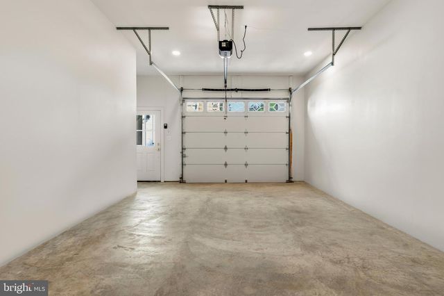 3111 CIRCLE HILL RD, Alexandria, VA 22305