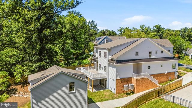 3111 CIRCLE HILL RD, Alexandria, VA 22305