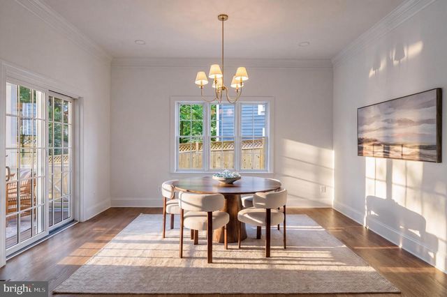 3111 CIRCLE HILL RD, Alexandria, VA 22305