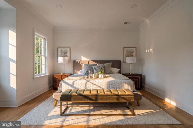 3111 CIRCLE HILL RD, Alexandria, VA 22305