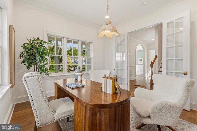 3111 CIRCLE HILL RD, Alexandria, VA 22305