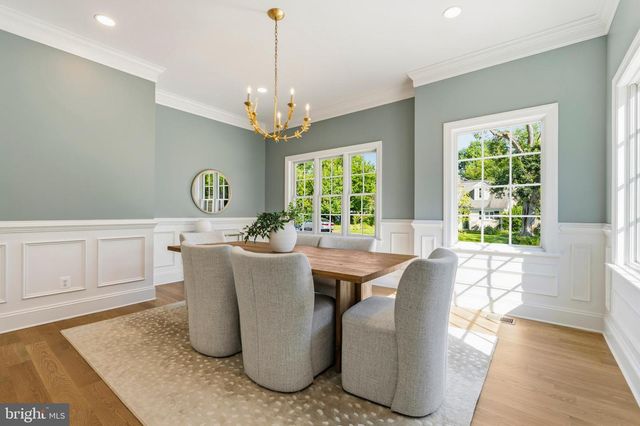 3111 CIRCLE HILL RD, Alexandria, VA 22305