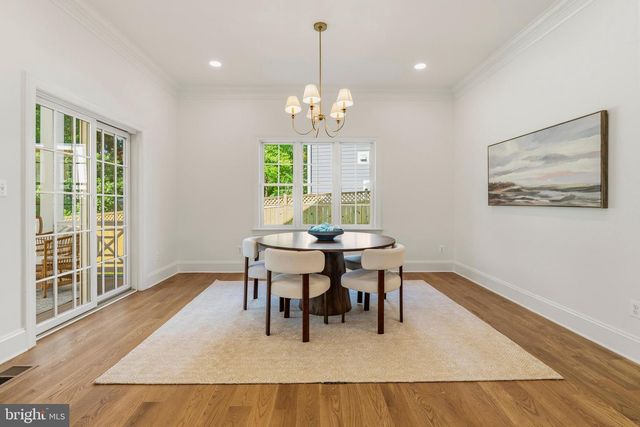 3111 CIRCLE HILL RD, Alexandria, VA 22305