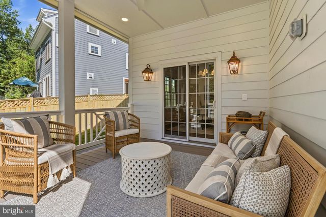3111 CIRCLE HILL RD, Alexandria, VA 22305
