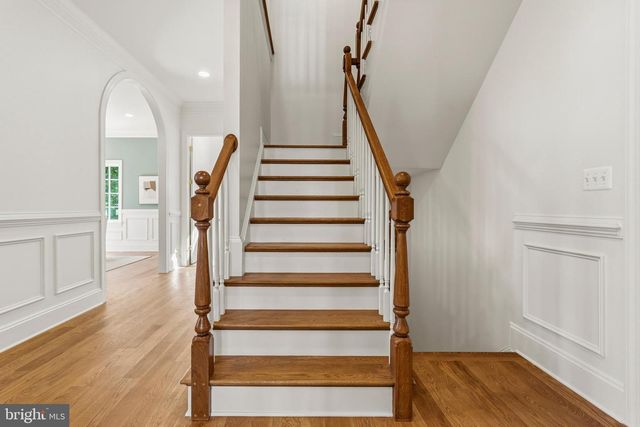 3111 CIRCLE HILL RD, Alexandria, VA 22305