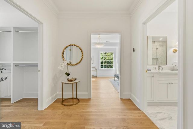3111 CIRCLE HILL RD, Alexandria, VA 22305