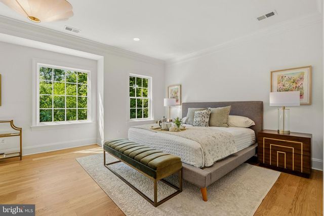 3111 CIRCLE HILL RD, Alexandria, VA 22305