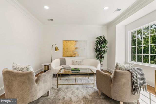 3111 CIRCLE HILL RD, Alexandria, VA 22305
