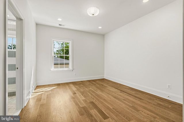 3111 CIRCLE HILL RD, Alexandria, VA 22305