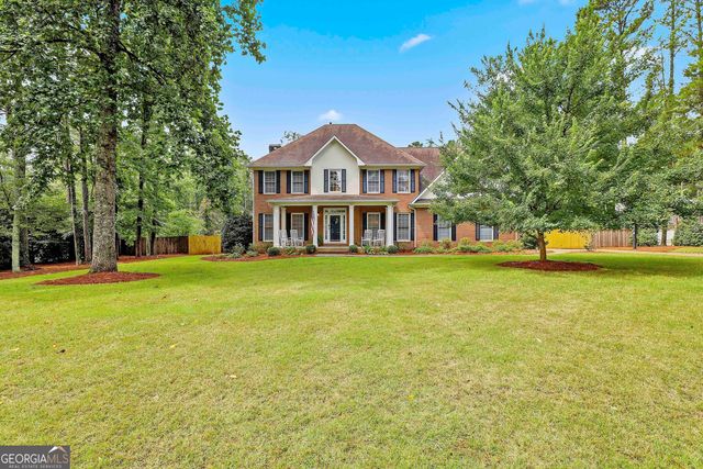 1106 Montclair Drive, Peachtree City, GA 30269