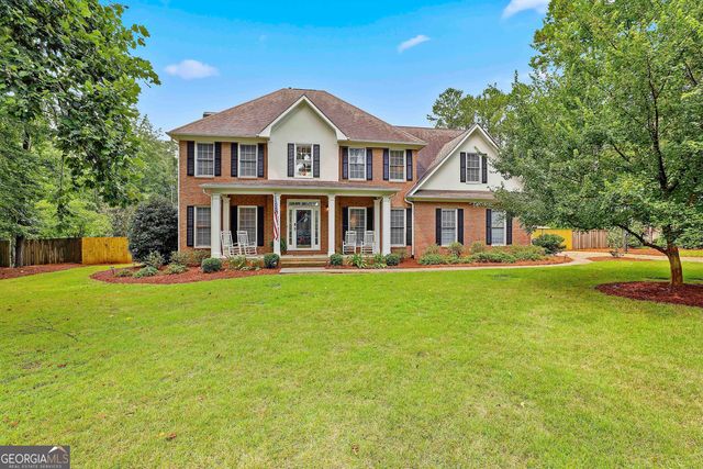 1106 Montclair Drive, Peachtree City, GA 30269