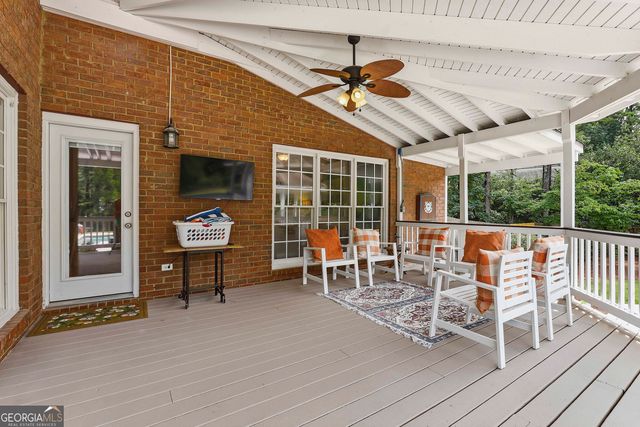 1106 Montclair Drive, Peachtree City, GA 30269