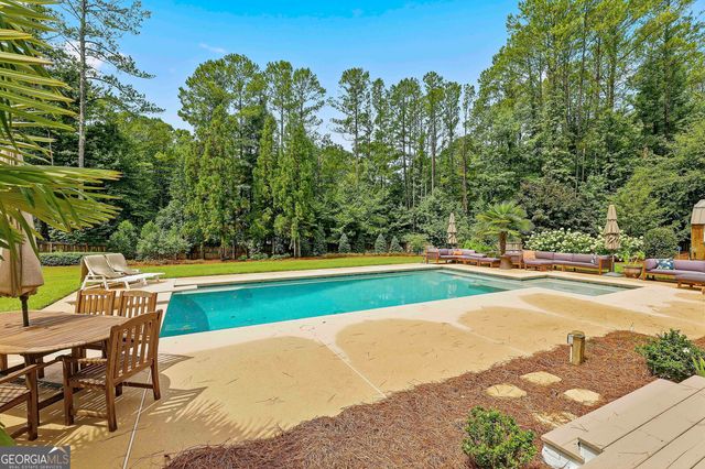 1106 Montclair Drive, Peachtree City, GA 30269
