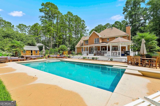 1106 Montclair Drive, Peachtree City, GA 30269