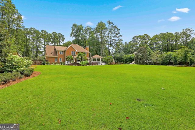 1106 Montclair Drive, Peachtree City, GA 30269