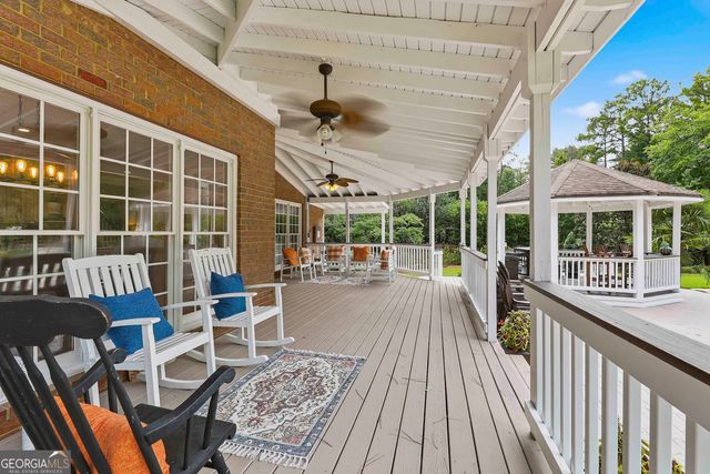 1106 Montclair Drive, Peachtree City, GA 30269