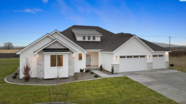12712 Blackfoot Dr, Pasco, WA 99301