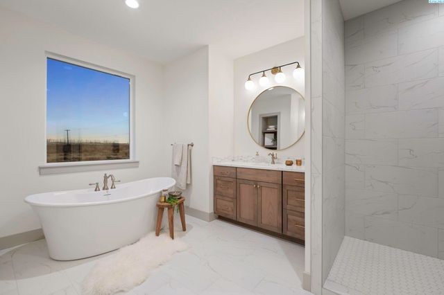 12712 Blackfoot Dr, Pasco, WA 99301