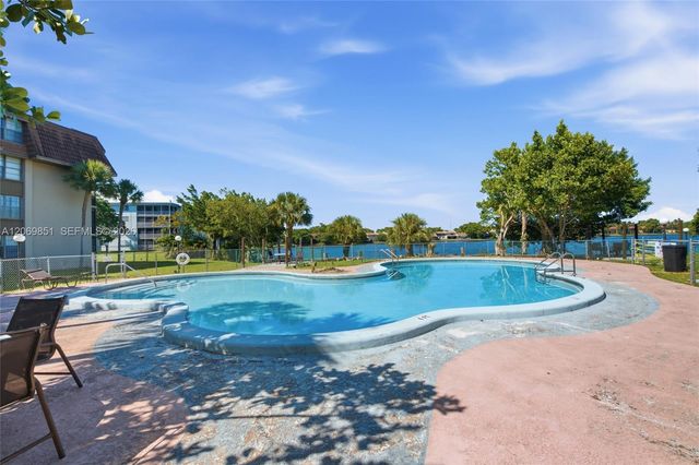 661 NE 195th Street 104, Miami, FL 33179