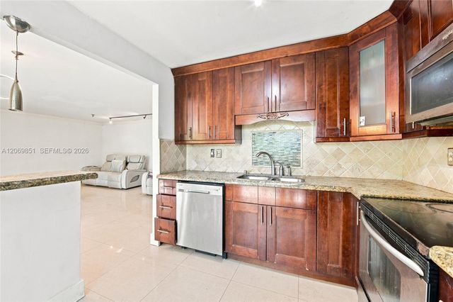 661 NE 195th Street 104, Miami, FL 33179